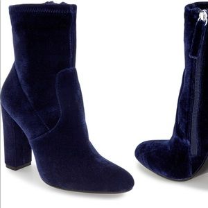 Blue Velvet Steve Madden ankle boot.